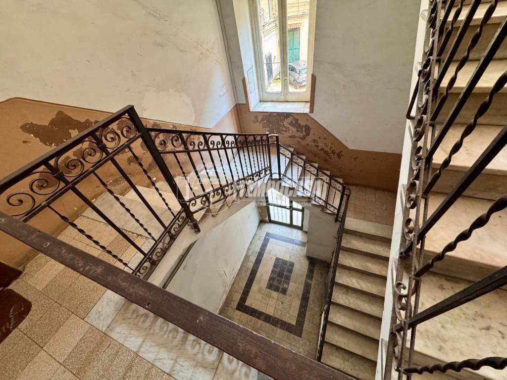 Appartamento a Napoli in Corso Secondigliano - Foto 5