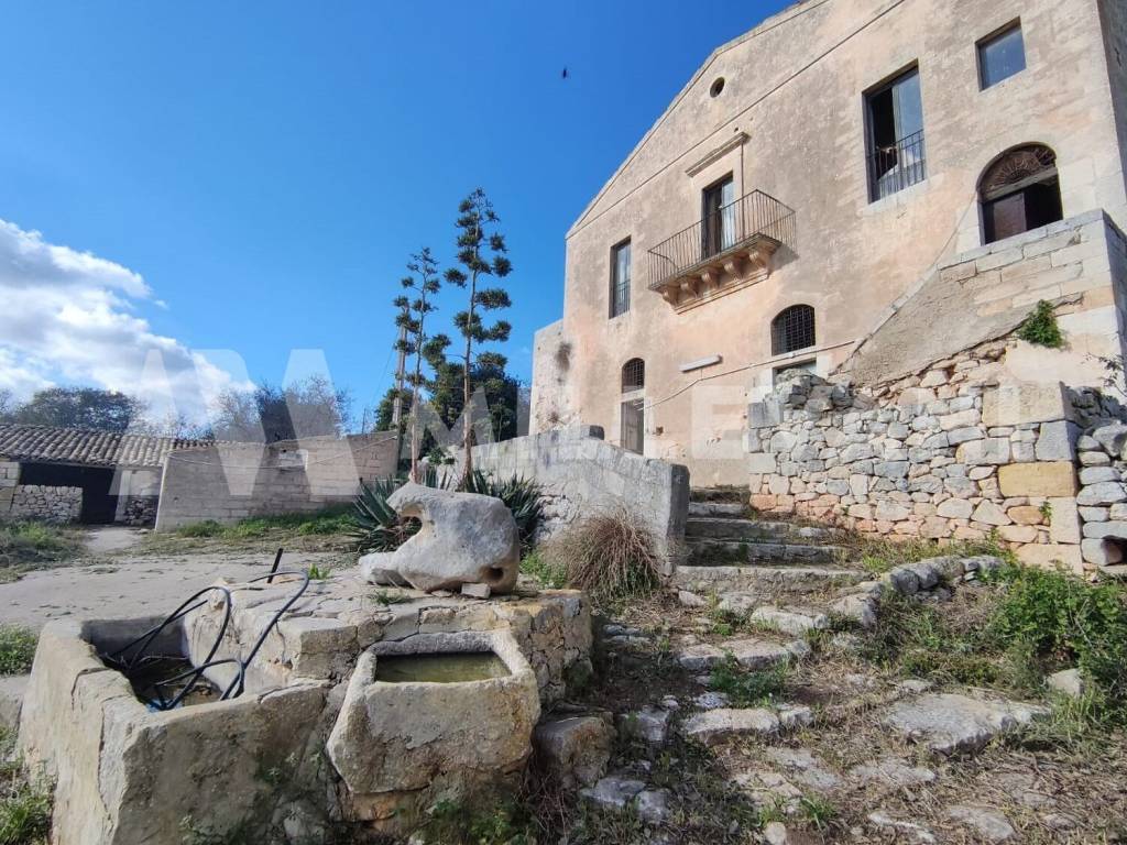 Rustico / casale a Ragusa in Libero consorzio comune di Ragusa - Foto 5