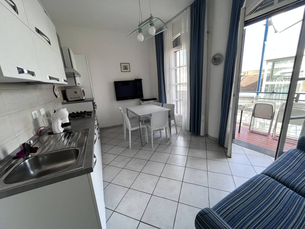 Appartamento a Laigueglia in Via Novara - Foto 2