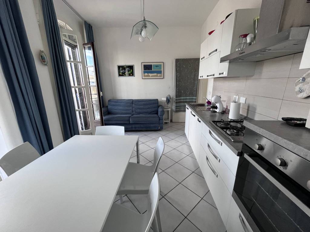 Appartamento a Laigueglia in Via Novara - Foto 3