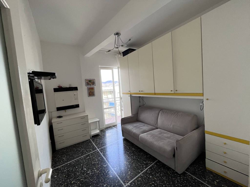 Appartamento a Laigueglia in Via Novara - Foto 4