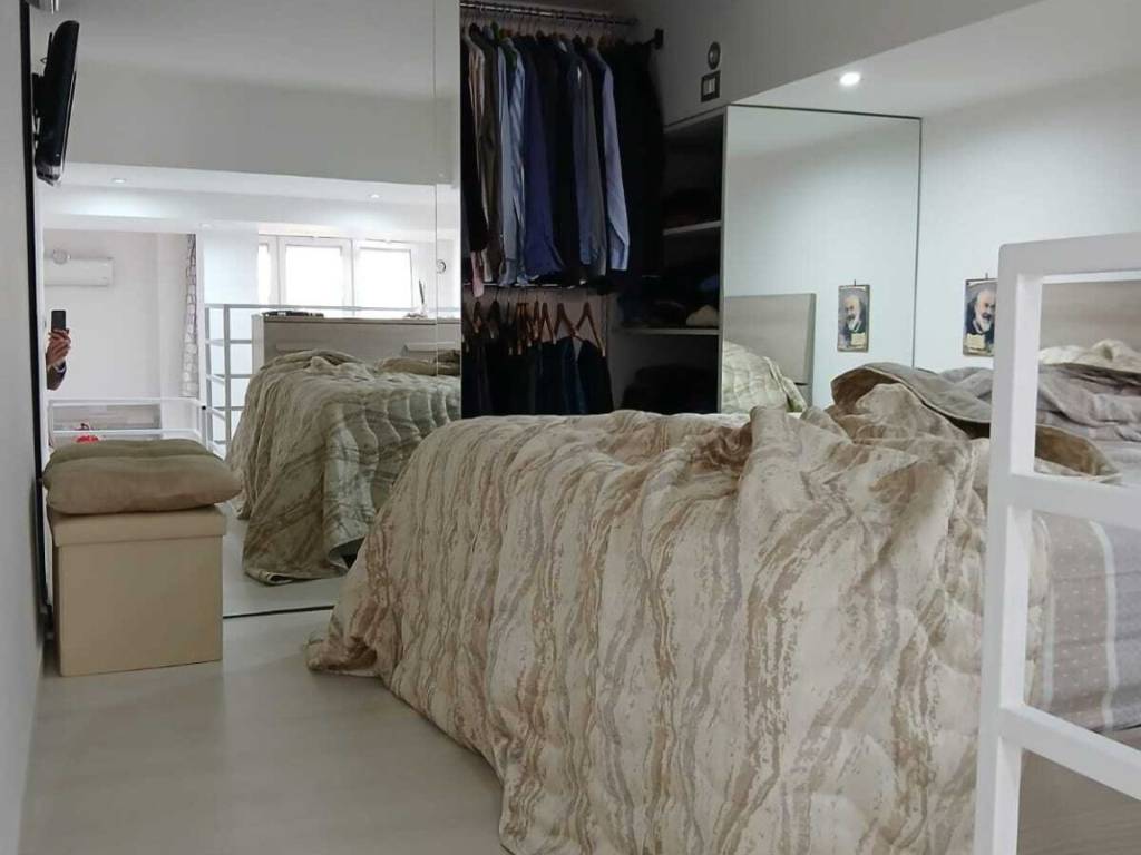 Appartamento a Napoli in Via Terracina, 359 - Foto 5