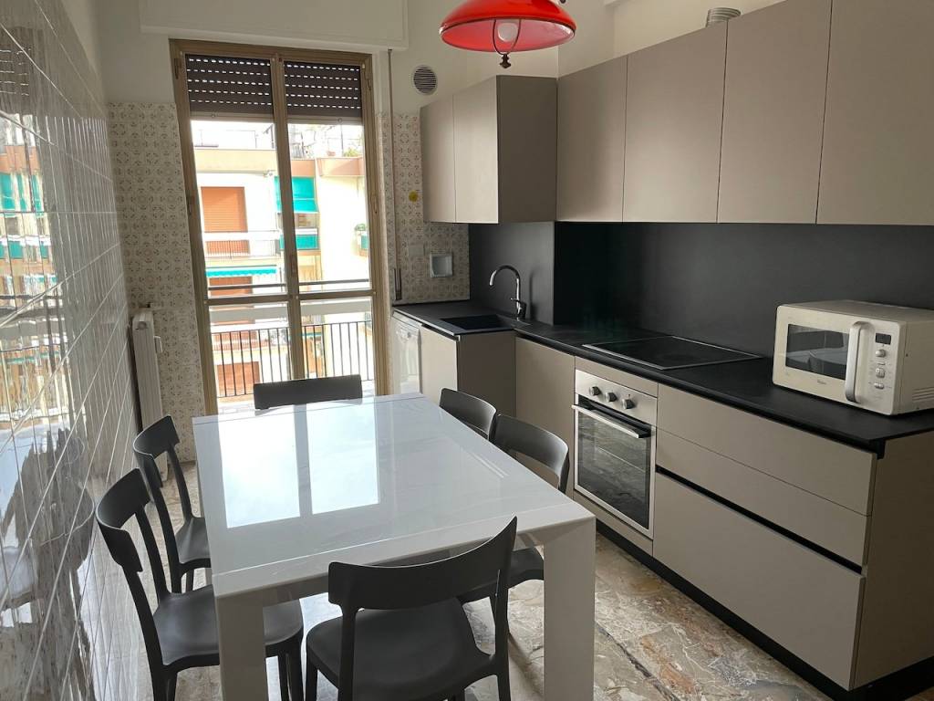 Appartamento a Spotorno in Via Vecchie Fornaci - Foto 4