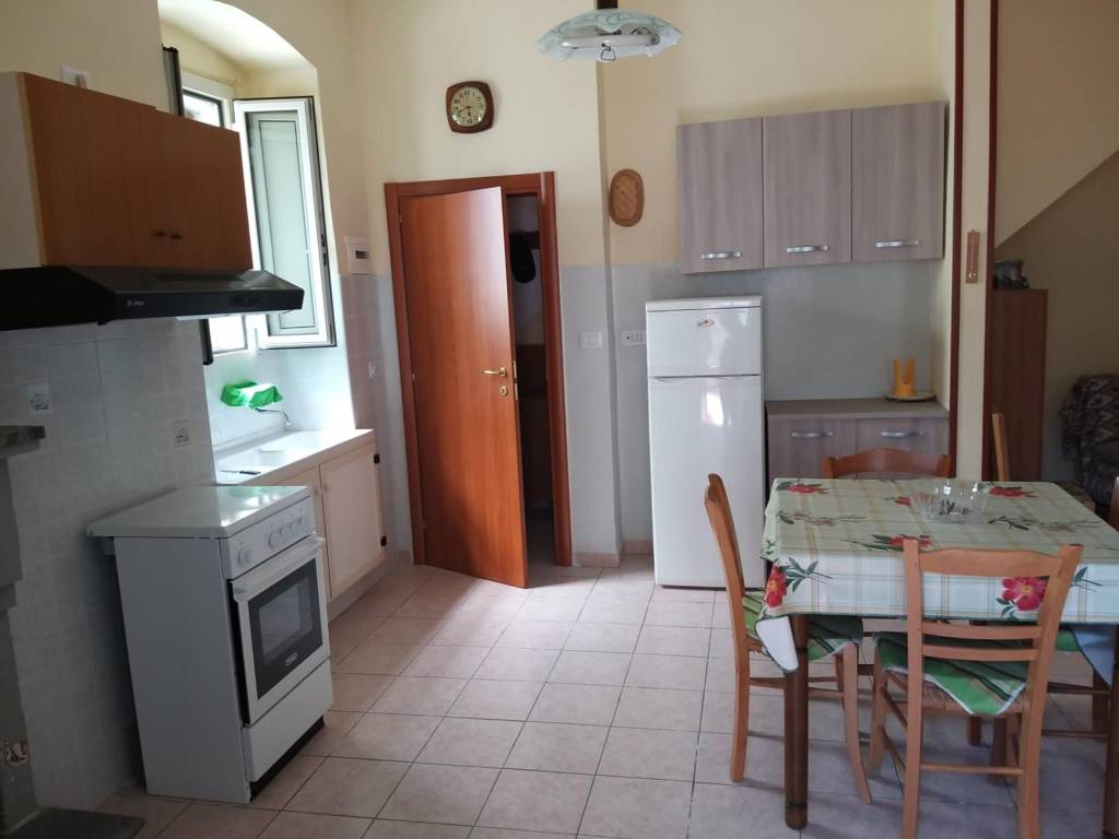 Villa a San giorgio lucano in Via Roma - Foto 5