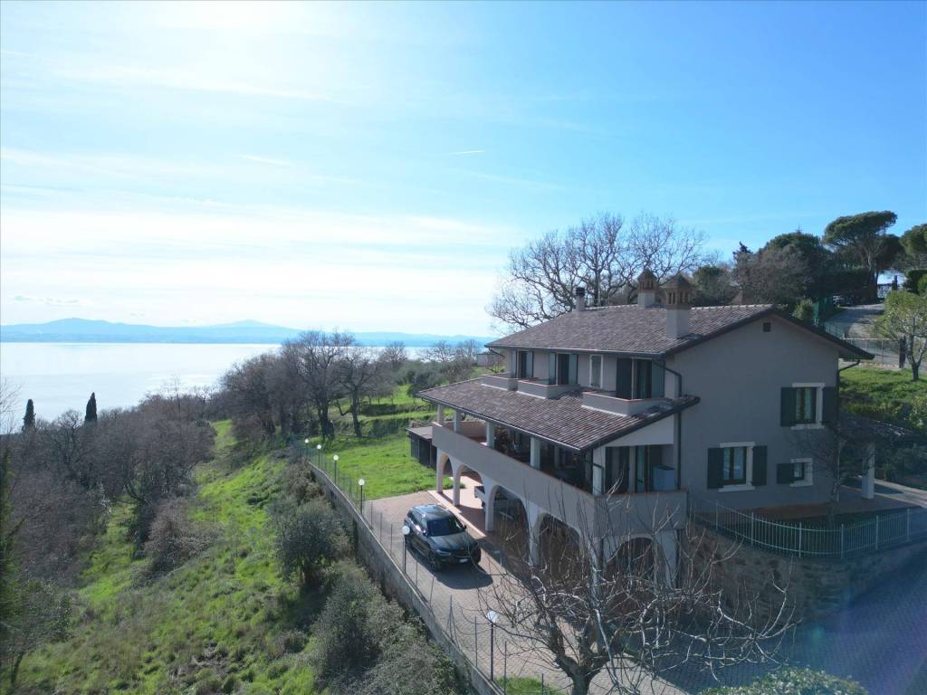 Villa a Passignano sul trasimeno in Località Cerqueto di Trecine, 32 - Foto 2