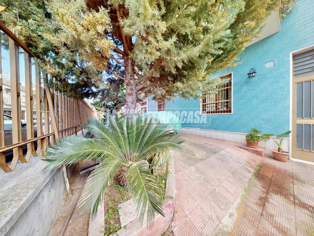 Villa a Lecce in Via Rudiae 18 - Foto 4