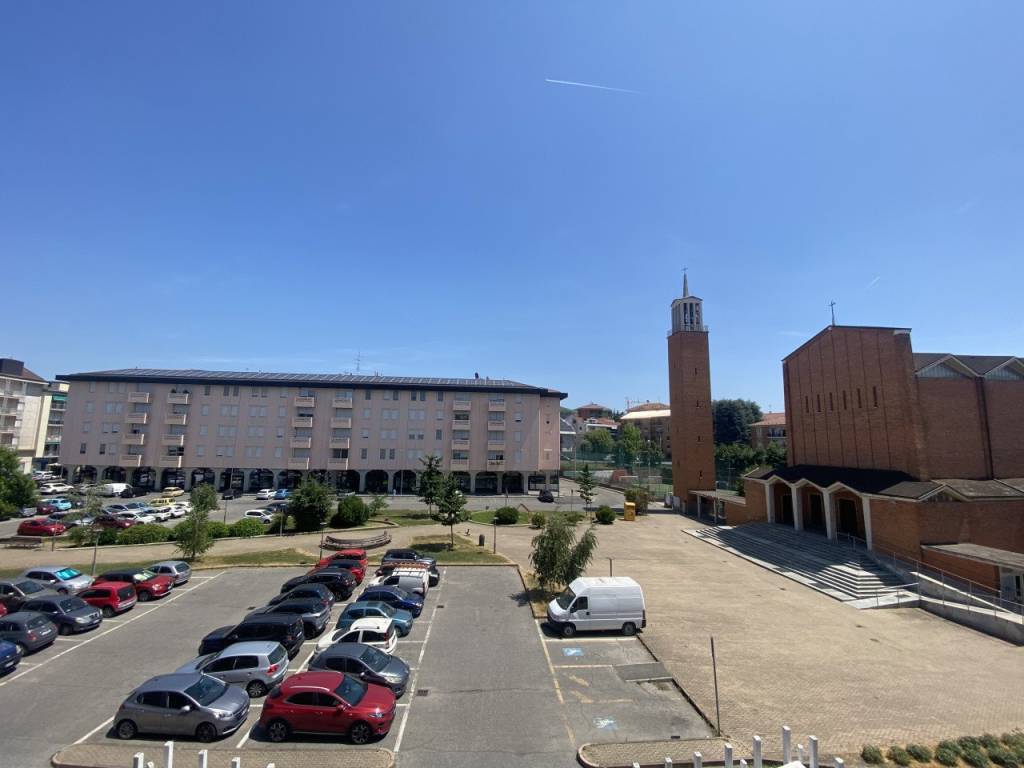 Appartamento a Alba in Piazza Cristo Re - Foto 2