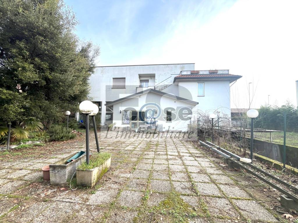 Casa indipendente a Macherio in Via Camillo Benso di Cavour - Foto 2