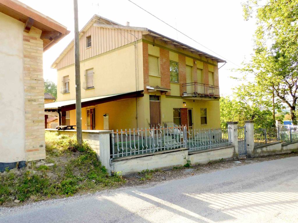 Villa a Sarnano in Migliarucci - Foto 2