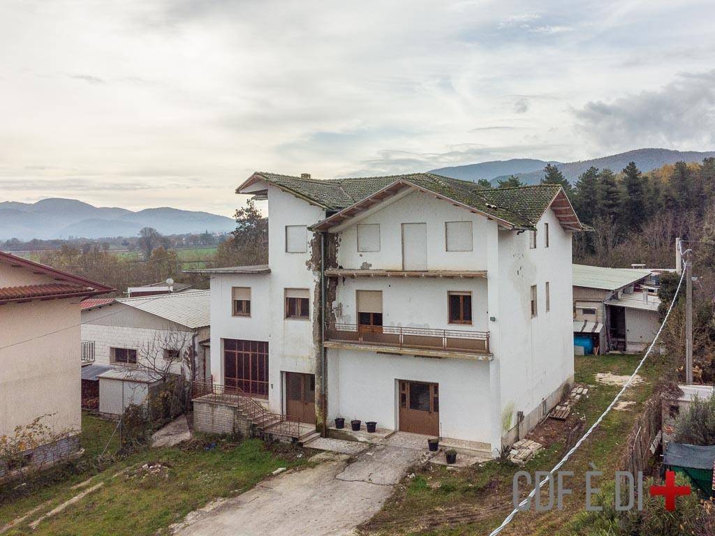 Villa a Greccio in Via Limiti Nord - Foto 2