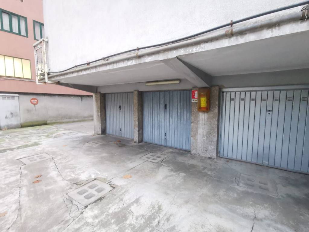 Box / garage a Milano in Via Giovanni Battista Piranesi, 37 - Foto 1