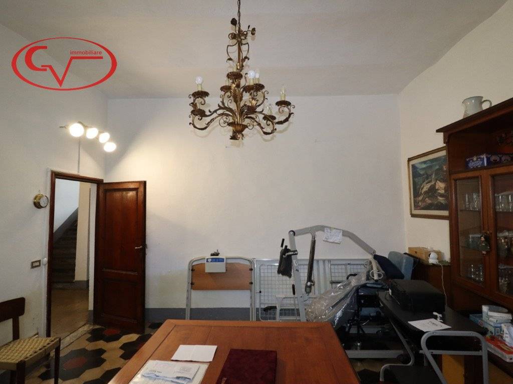 Villa a Montevarchi in Via Guglielmo Marconi - Foto 2