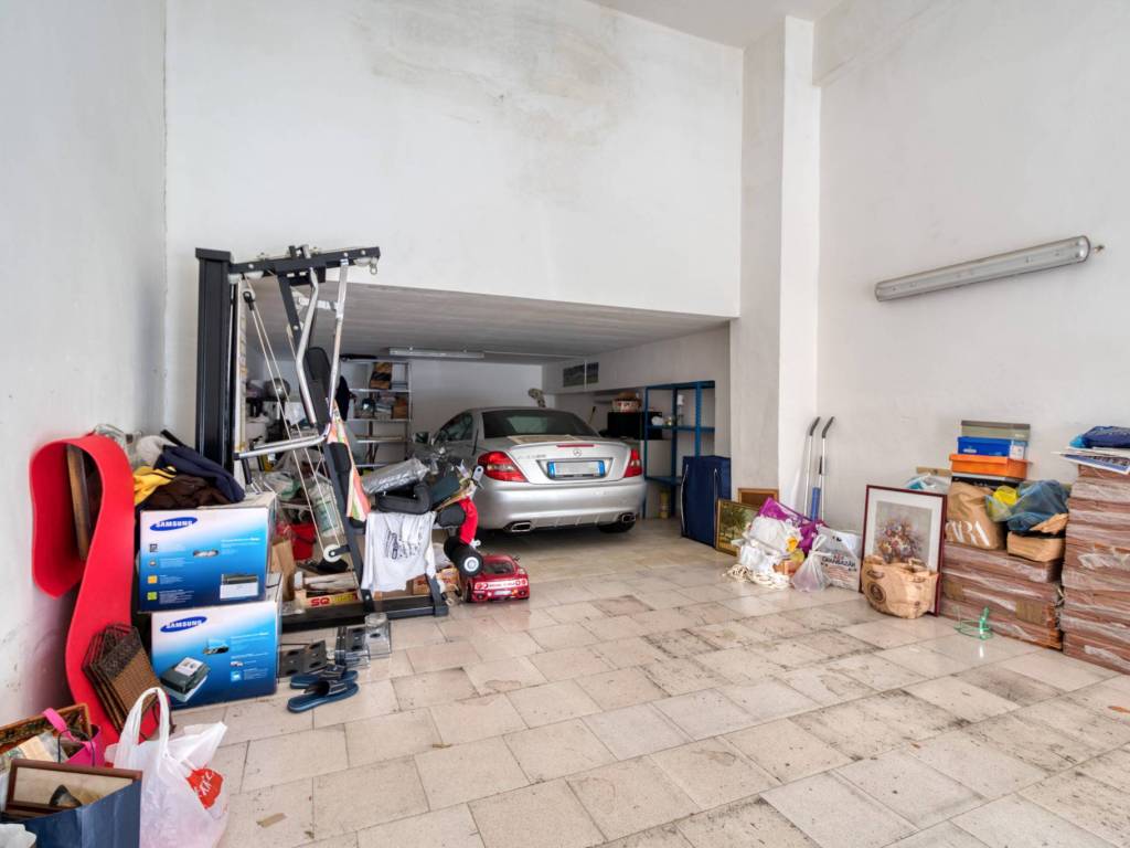 Box / garage a Messina in Via Faustina e Tertullo - Foto 2