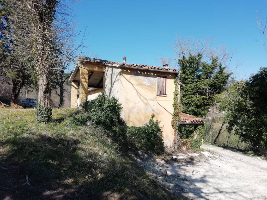 Rustico / casale a Fabriano - Foto 2