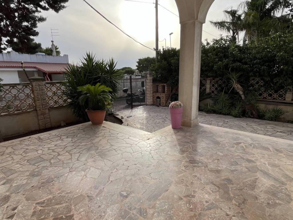 Villa a Taranto in Via San Carlo Borromeo, 6 - Foto 4