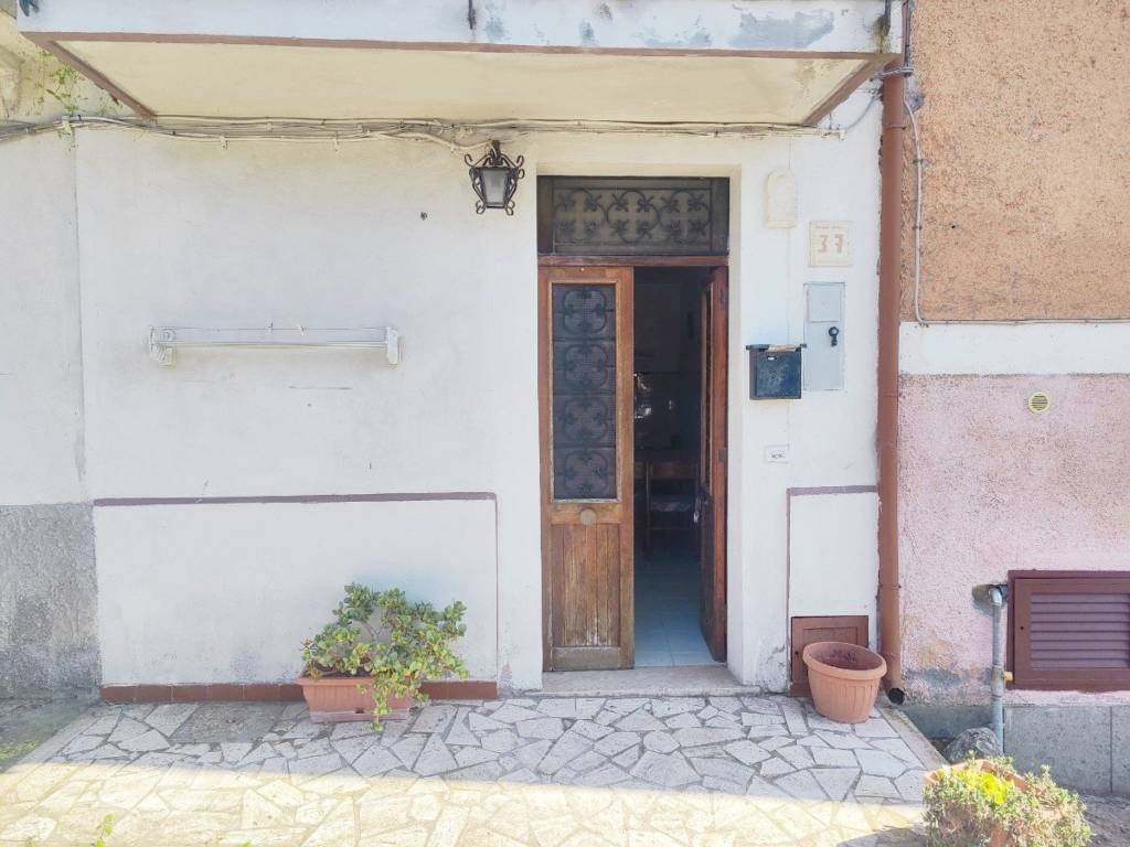 Casa indipendente a Scandriglia in Via Montebello - Foto 4