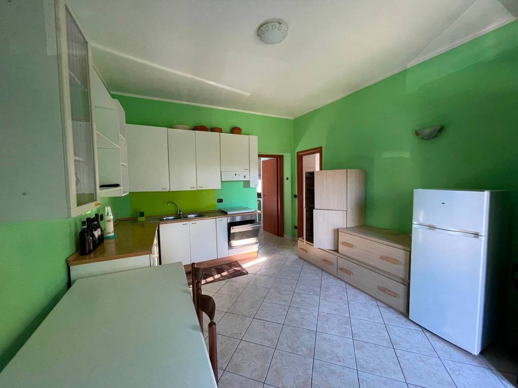 Appartamento a Bollate in Via Marmolada - Foto 4