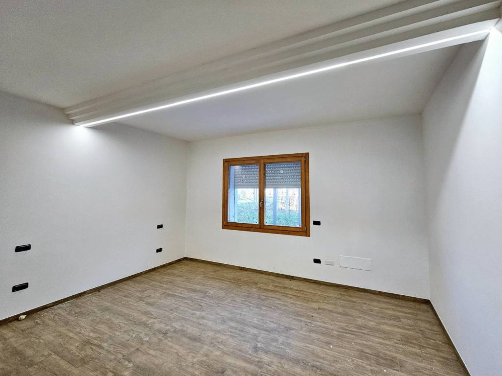 Villa a Borgo veneto in VIA LUNGA - Foto 2