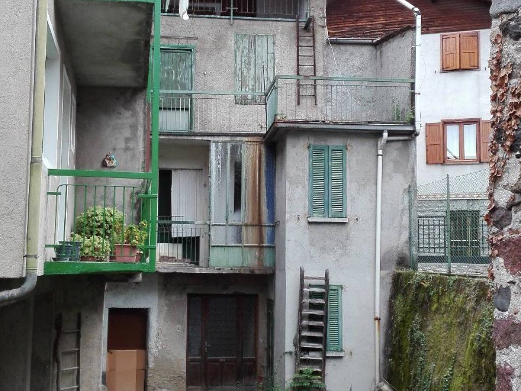 Casa indipendente a Introbio in Via Alessandro Manzoni - Foto 2