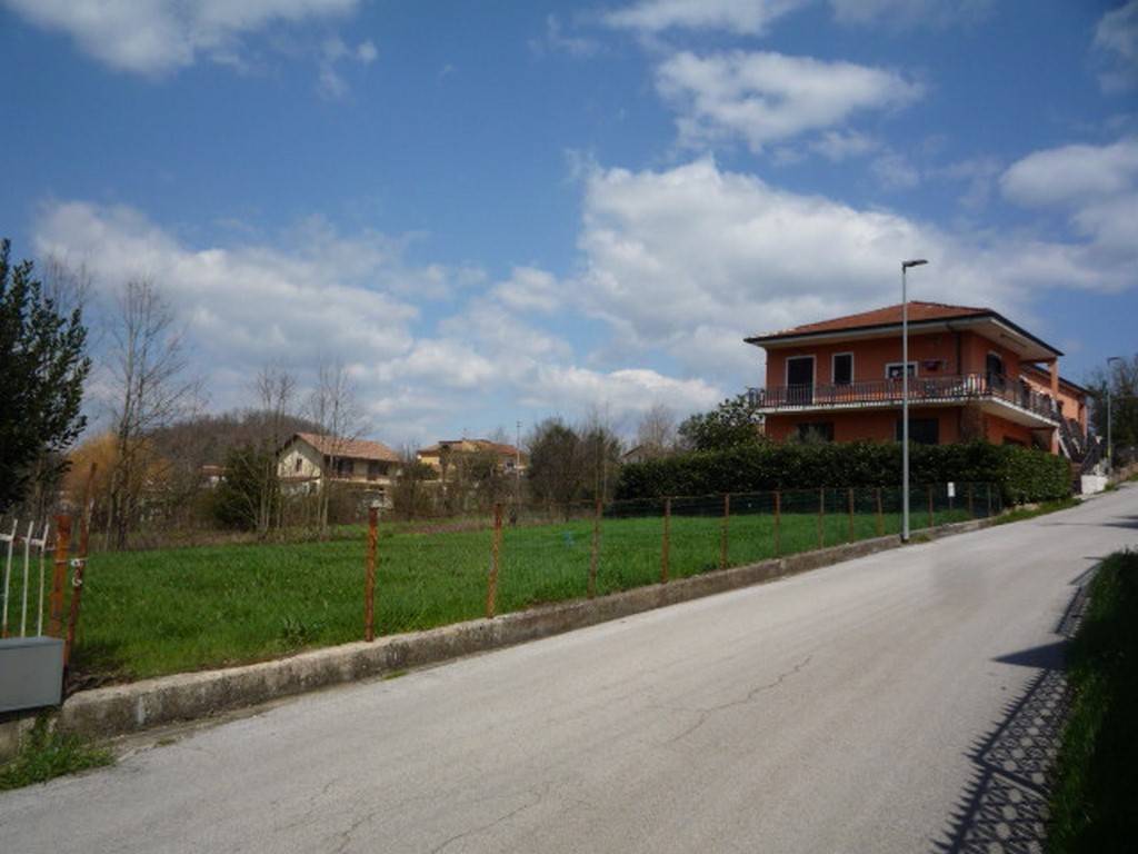 Terreno a Ceccano in Via Maiura - Foto 2