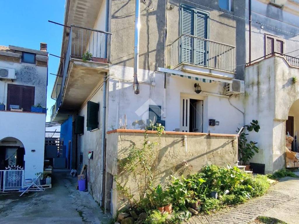 Casa indipendente a Sant'agata de' goti in Frazione Bagnoli - Foto 2
