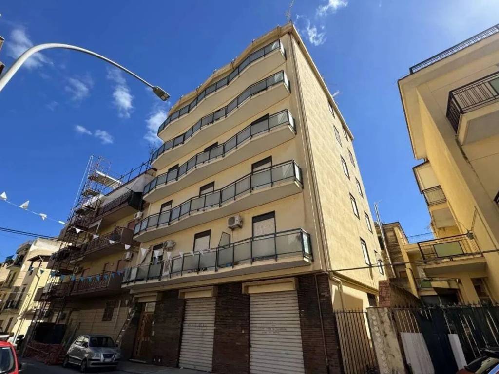 Appartamento a Santa flavia in Via F. Crispi, 48 - Foto 2