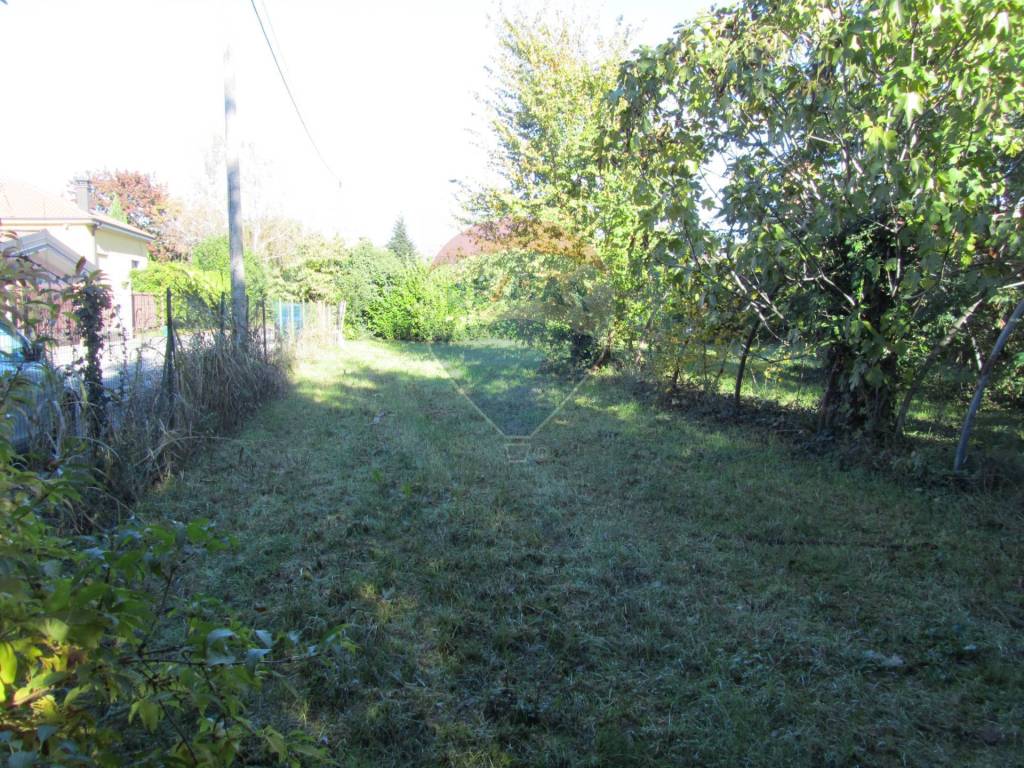 Terreno a Busto arsizio in VIA DELLE LUCCIOLE, 13 - Foto 4