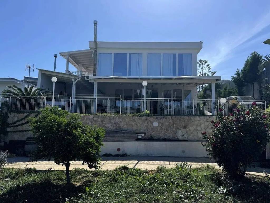 Villa a Casteldaccia in Strada Telatelanda S.N.C. - Foto 2