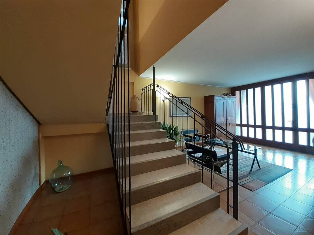 Villa a Bagnolo san vito in via Primo Maggio , 4 - Foto 5