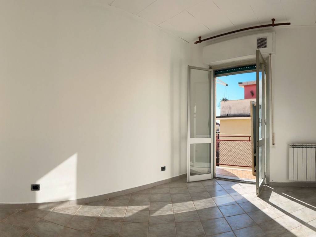 Appartamento a Savona in Via Francesco Mignone - Foto 2