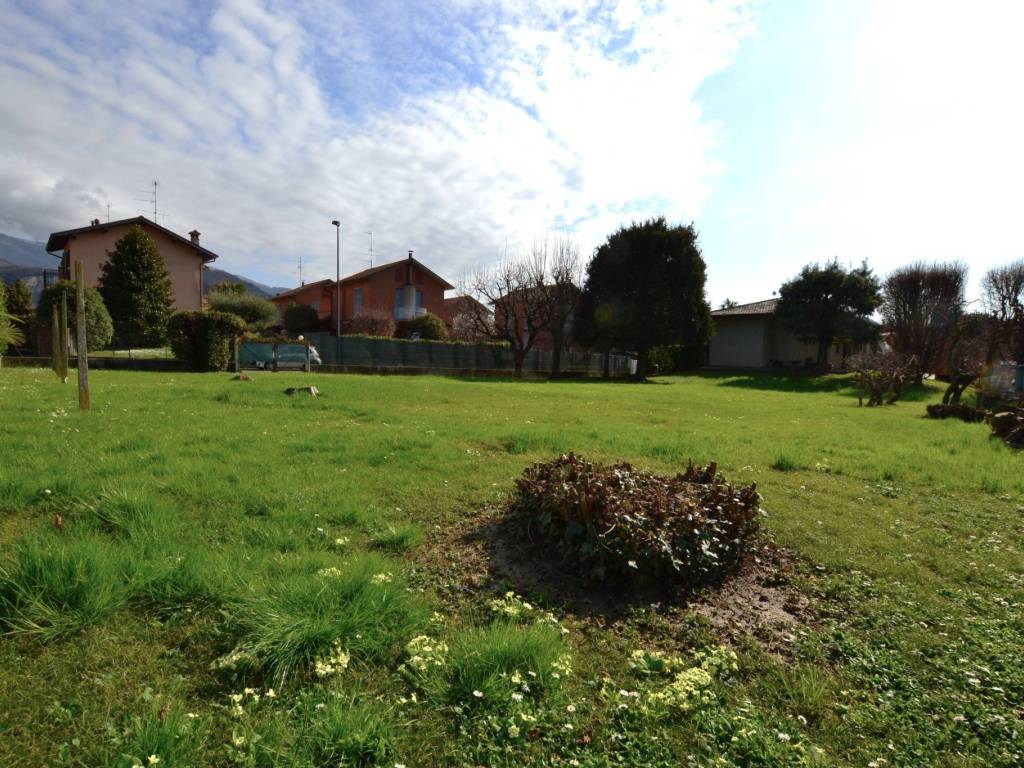 Terreno a Airuno in Via Isonzo - Foto 4