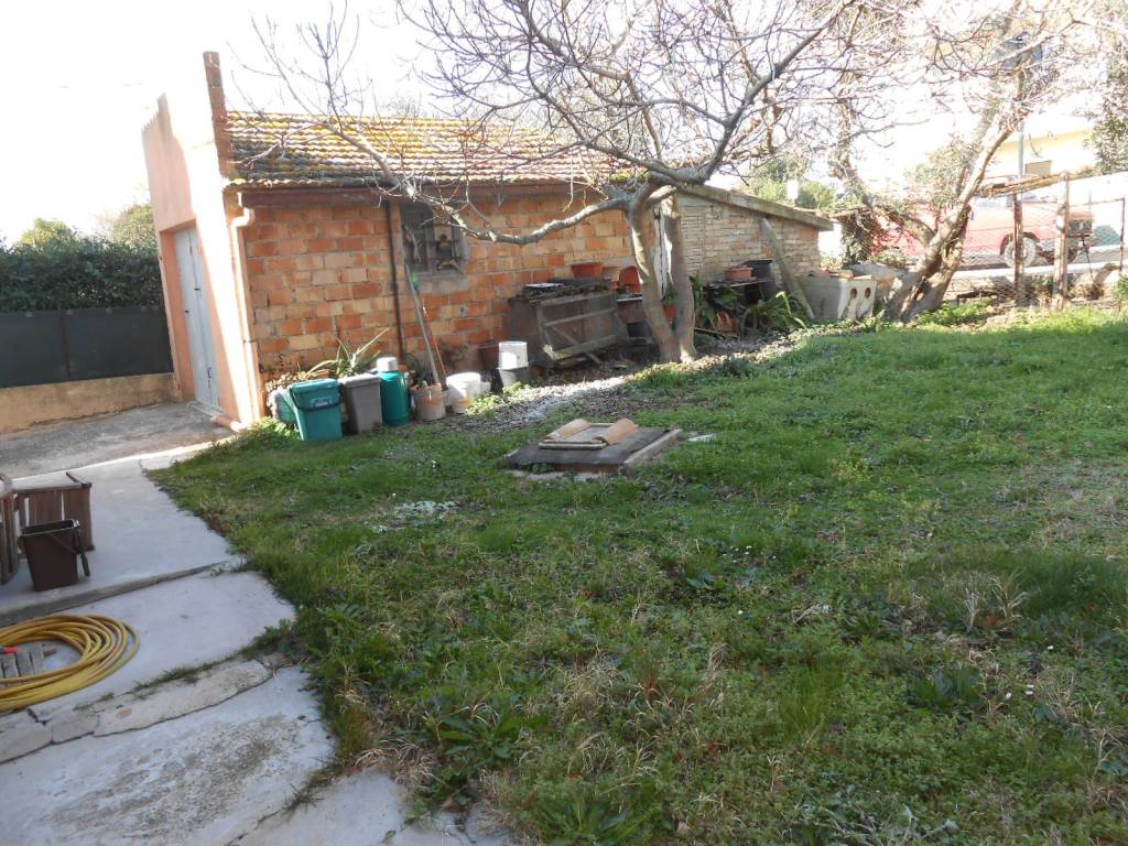 Villa a Mondolfo in Via Monteciapellano - Foto 5