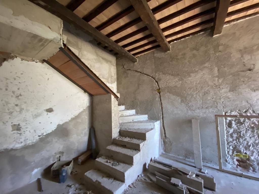Casa indipendente a Trevi in Località La Valle - Foto 5