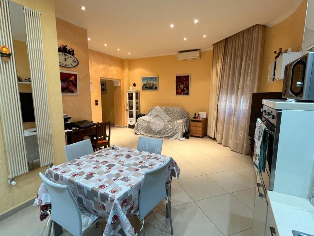 Appartamento a Foggia in Viale Giuseppe Mazzini, 23 - Foto 4