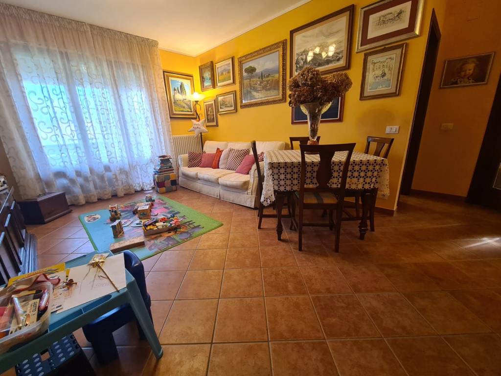 Appartamento a Porcari in Via Alfredo Catalani - Foto 5