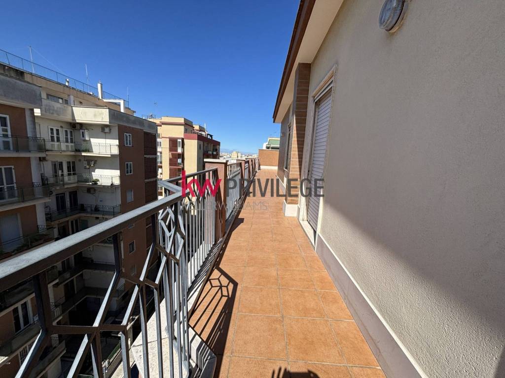 Appartamento a Brindisi in Via Fratelli Cervi, 27 - Foto 3