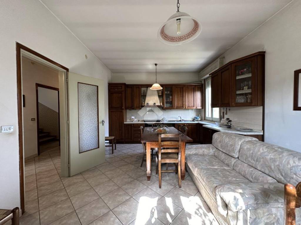 Casa indipendente a Poviglio in Via Romana, 13 - Foto 5