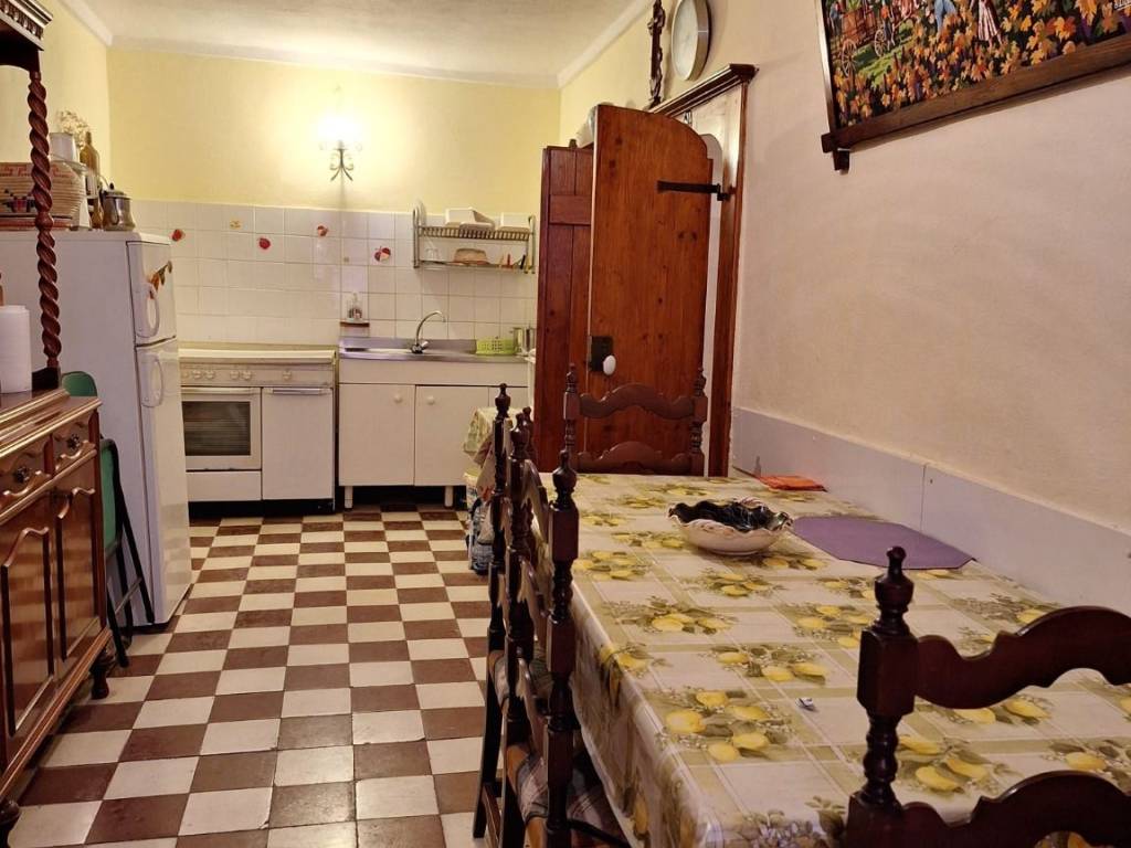 Casa indipendente a Bosa in Via Santa Croce - Foto 5