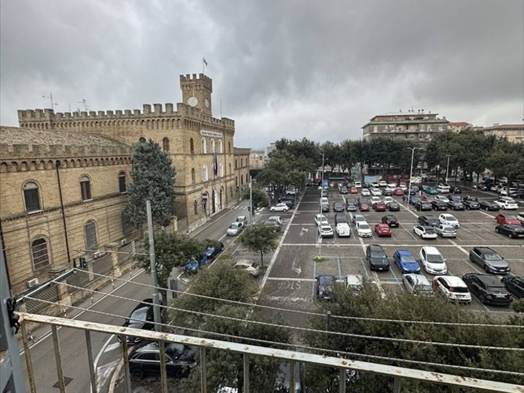 Appartamento a Chieti in Piazza Giuseppe Garibaldi, 14 - Foto 4