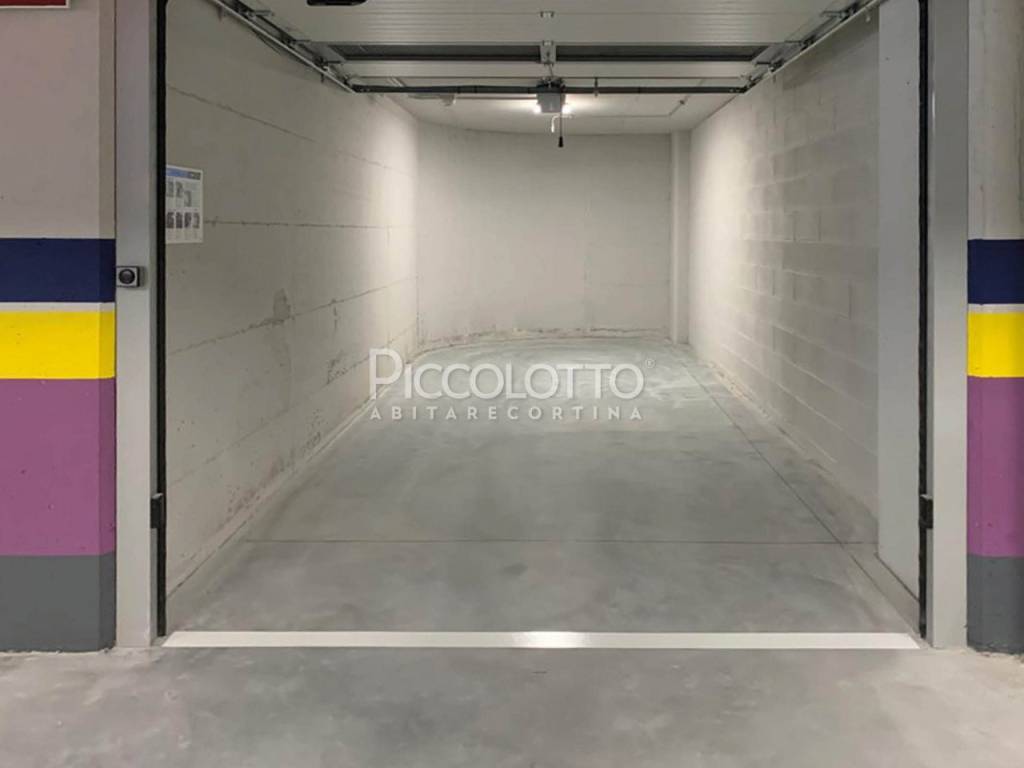 Box / garage a Cortina d'ampezzo in via Cesare Battisti - Foto 2