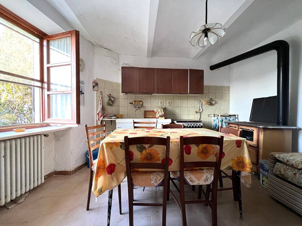 Rustico / casale a Vezza d'alba in Regione Valmaggiore - Foto 3