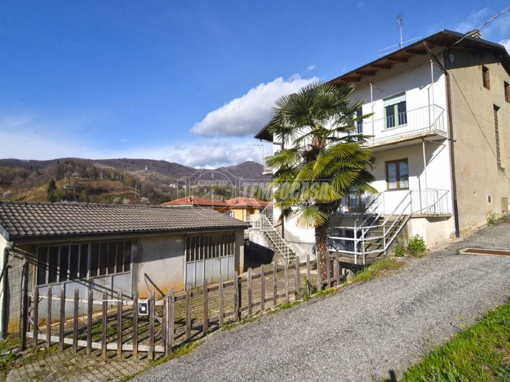 Casa indipendente a Forno canavese in Frazione Vignè - Foto 3
