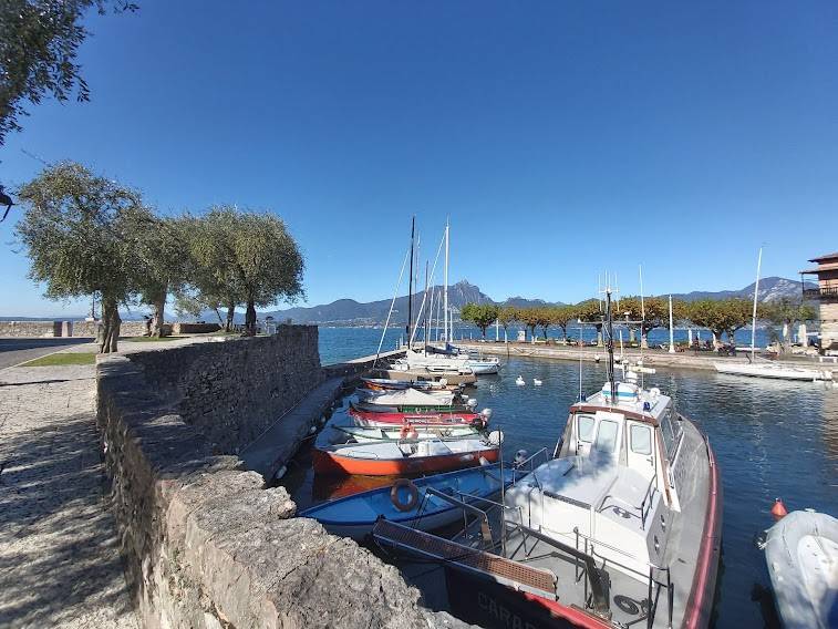 Appartamento a Torri del benaco in Via Gardesana, 154 - Foto 3