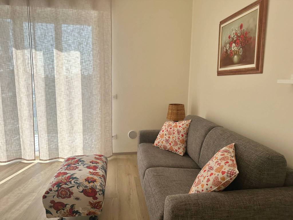 Appartamento a Arona in Via Italia, 1 - Foto 4