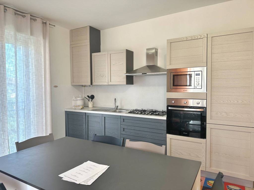 Appartamento a Arona in Via Italia, 1 - Foto 2