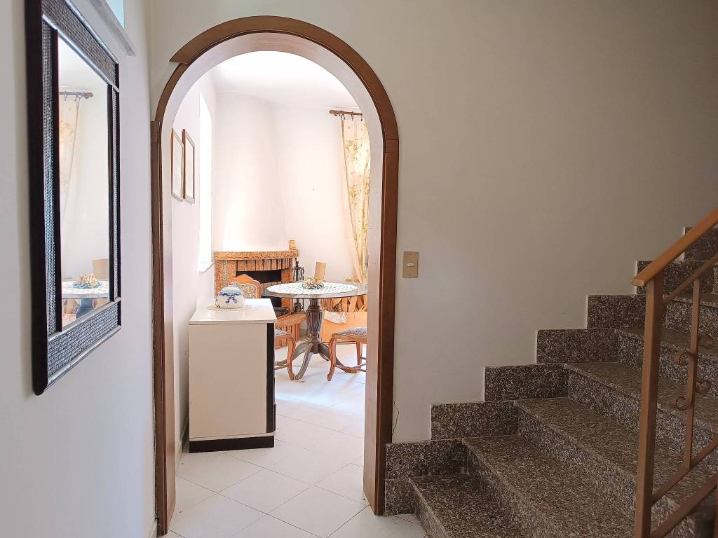 Casa indipendente a Tarano in Via della Fontana - Foto 3