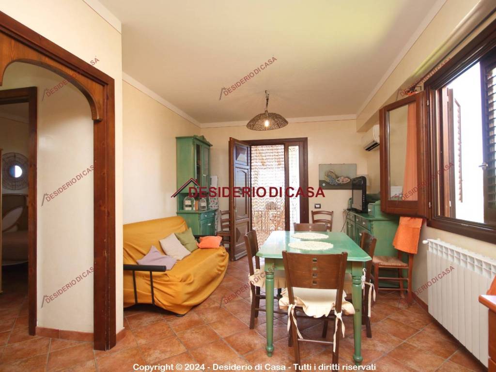 Villa a Campofelice di roccella in SS113 - Foto 2