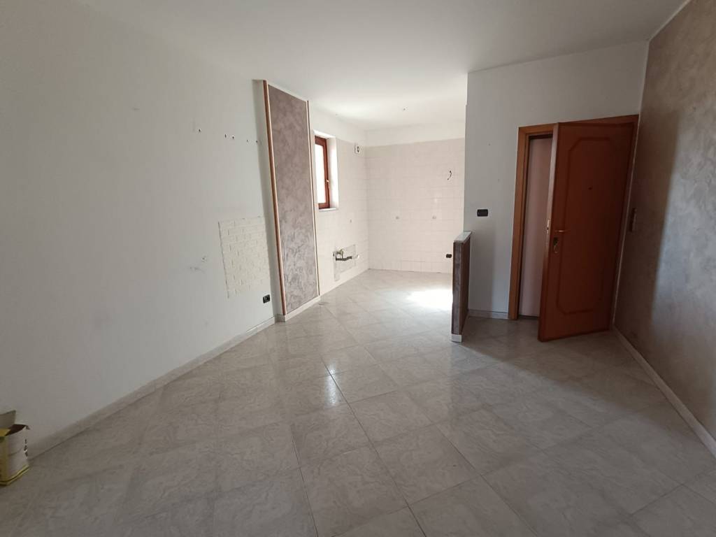 Appartamento a Baronissi in Via Ciro Menotti - Foto 5