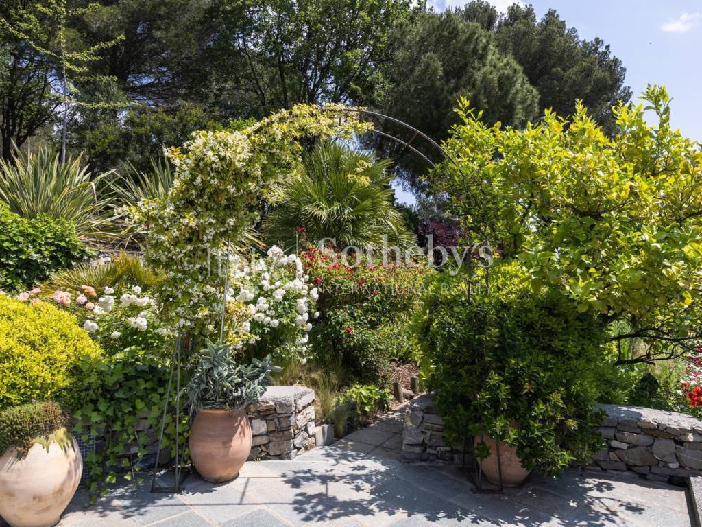 Villa a Cipressa in Regione Colla - Foto 3