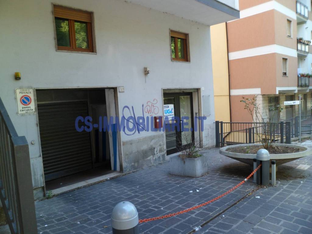Box / garage a Potenza in VIA MAZZINI - Foto 3